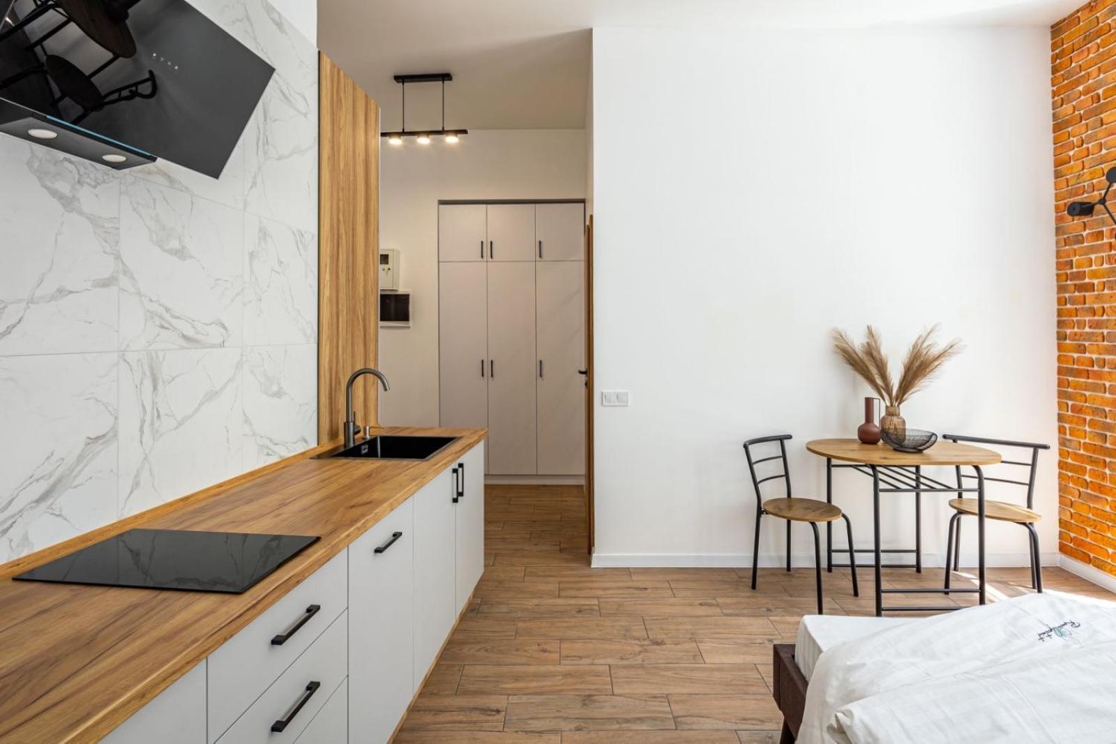 Romari Туган Барановського 30 Leópolis Exterior foto